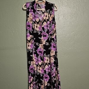 Elegant Floral Maxi Dress - Black and Purple